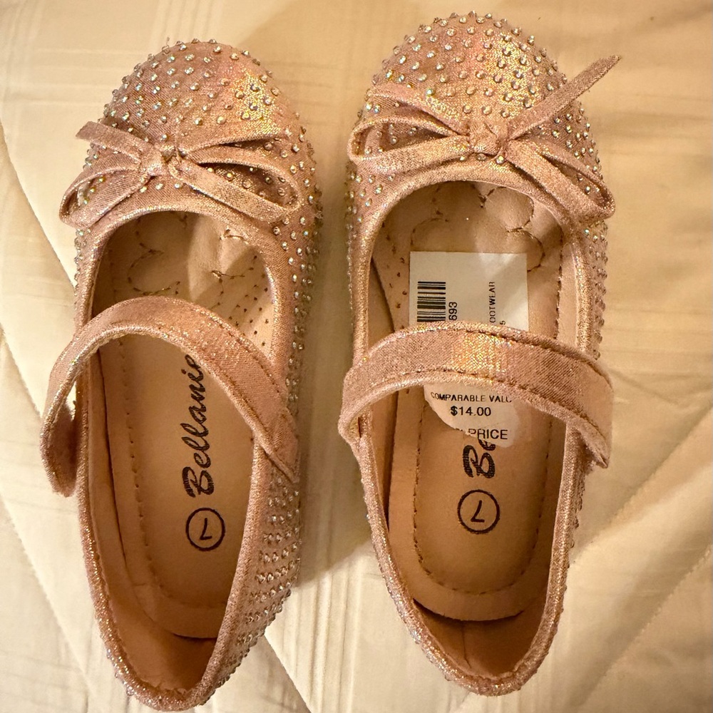 Belanie Kids Dress Shoes in Sparkling Pink